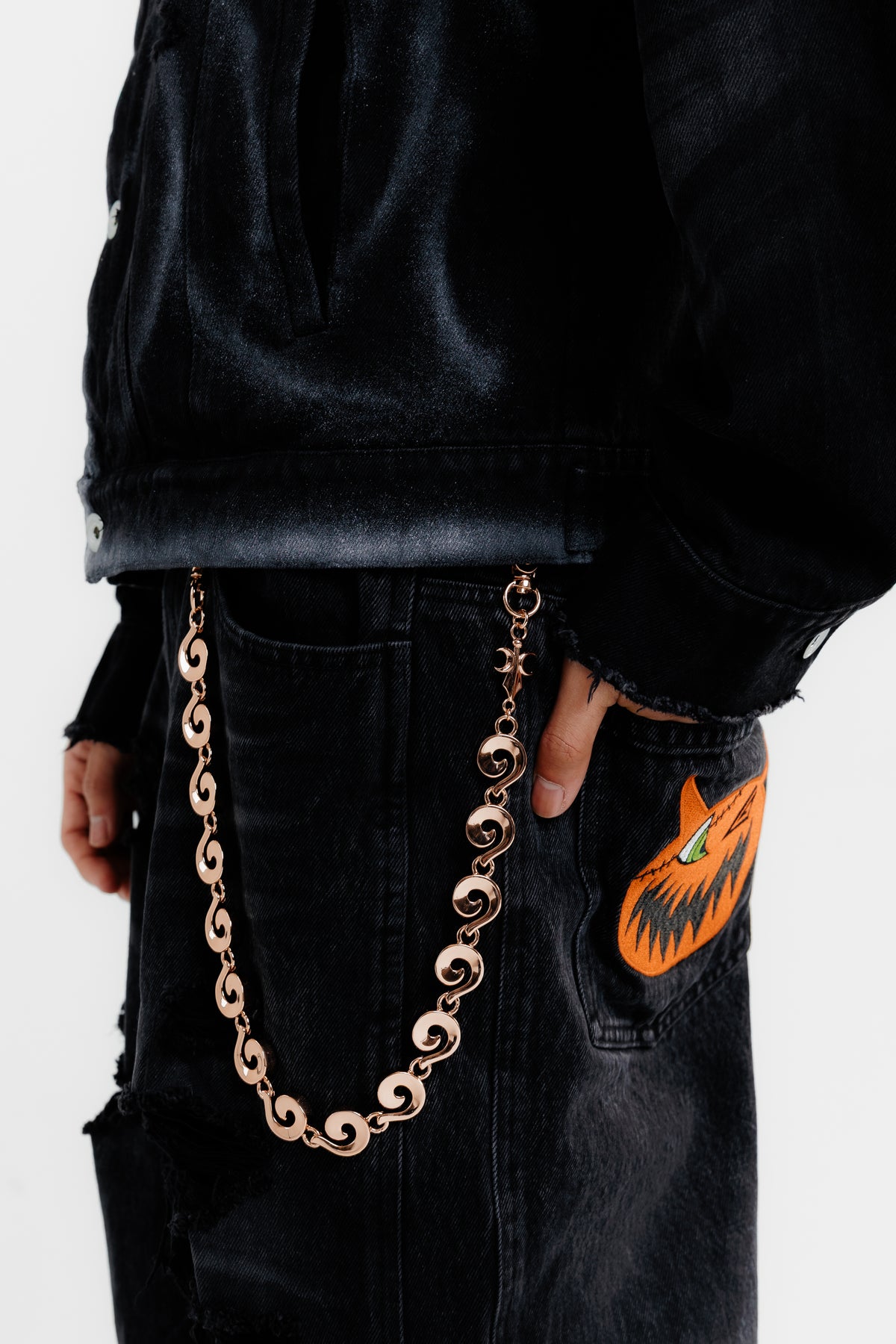 SWIRL WALLET CHAIN