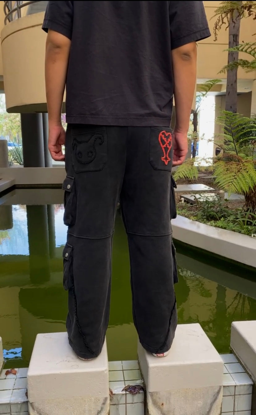 HEARTLESS SWEATS