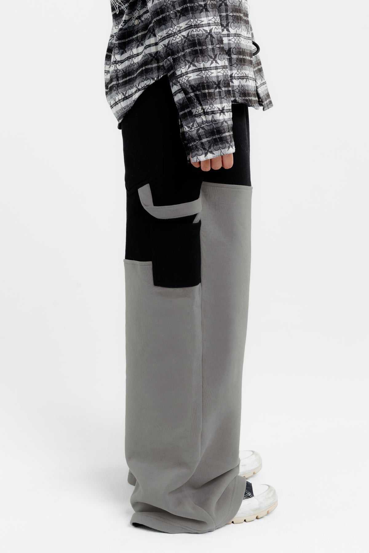 TWILIGHT SWEATS