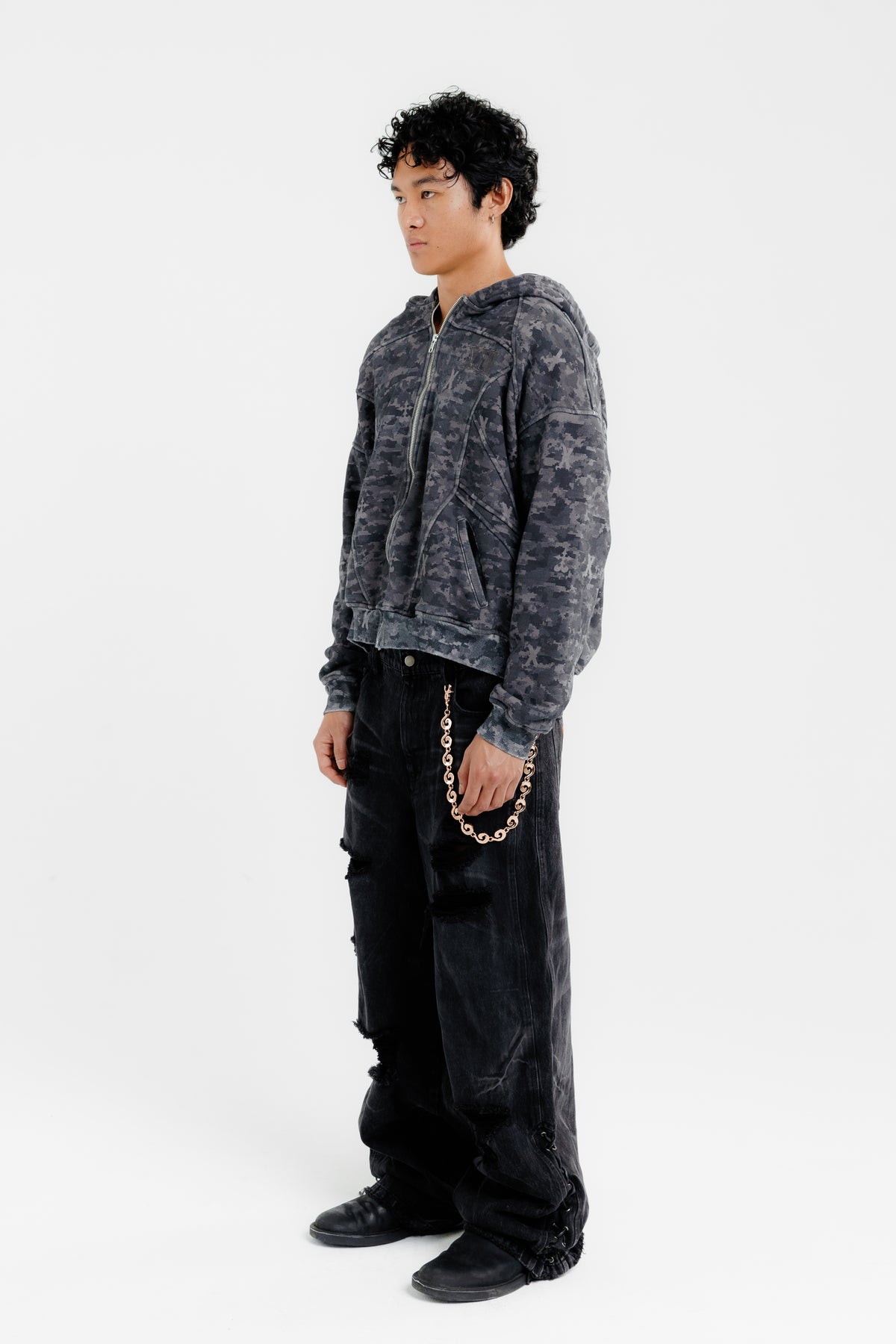 V1 ORG XIII ZIP UP (BLACK CAMO)