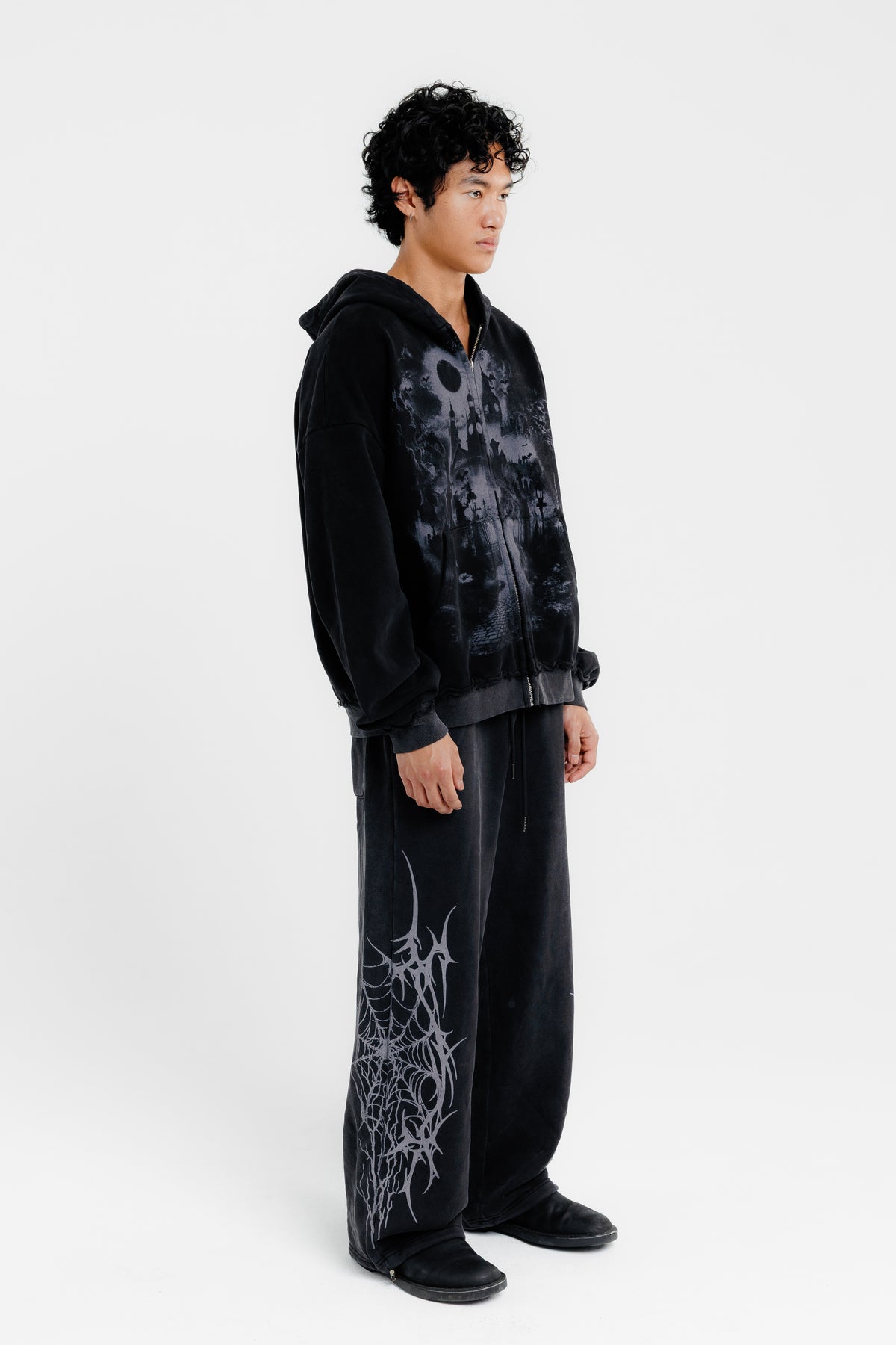 ECLIPSE MANOR ZIP UP