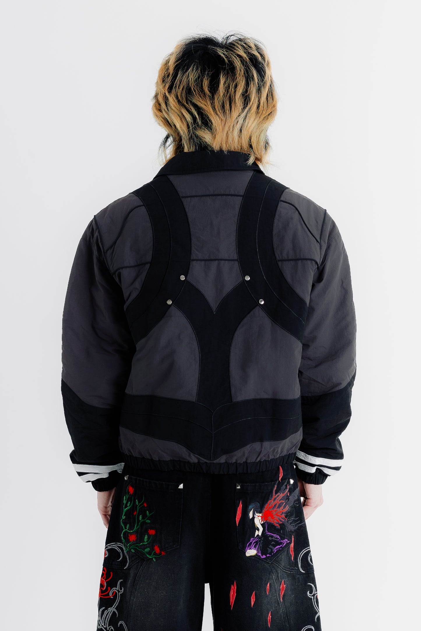 UNRAVEL JACKET