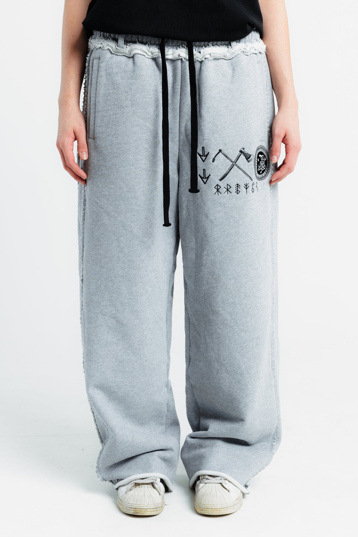 WARRIOR SWEATS