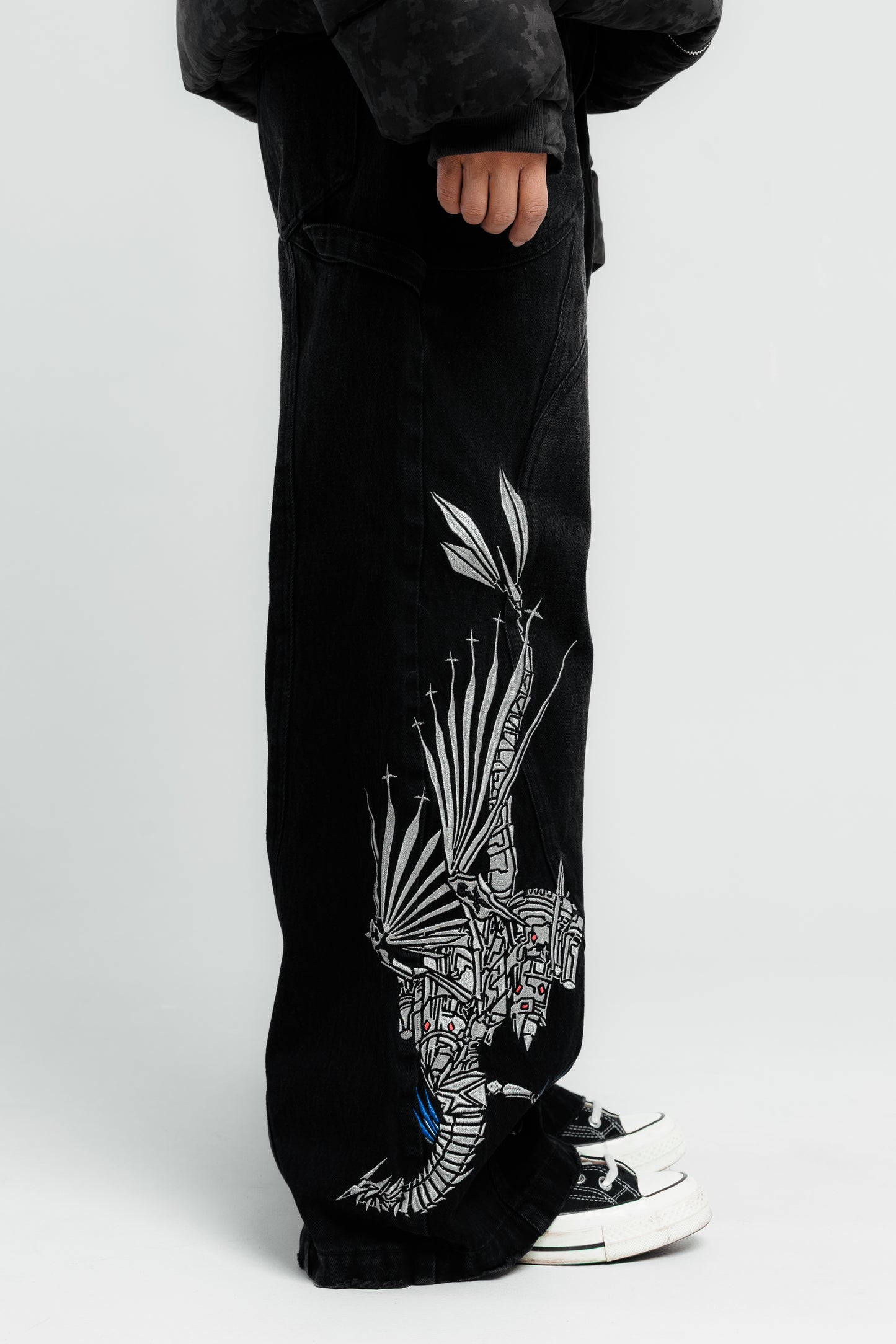 DRAGON FORM DENIM