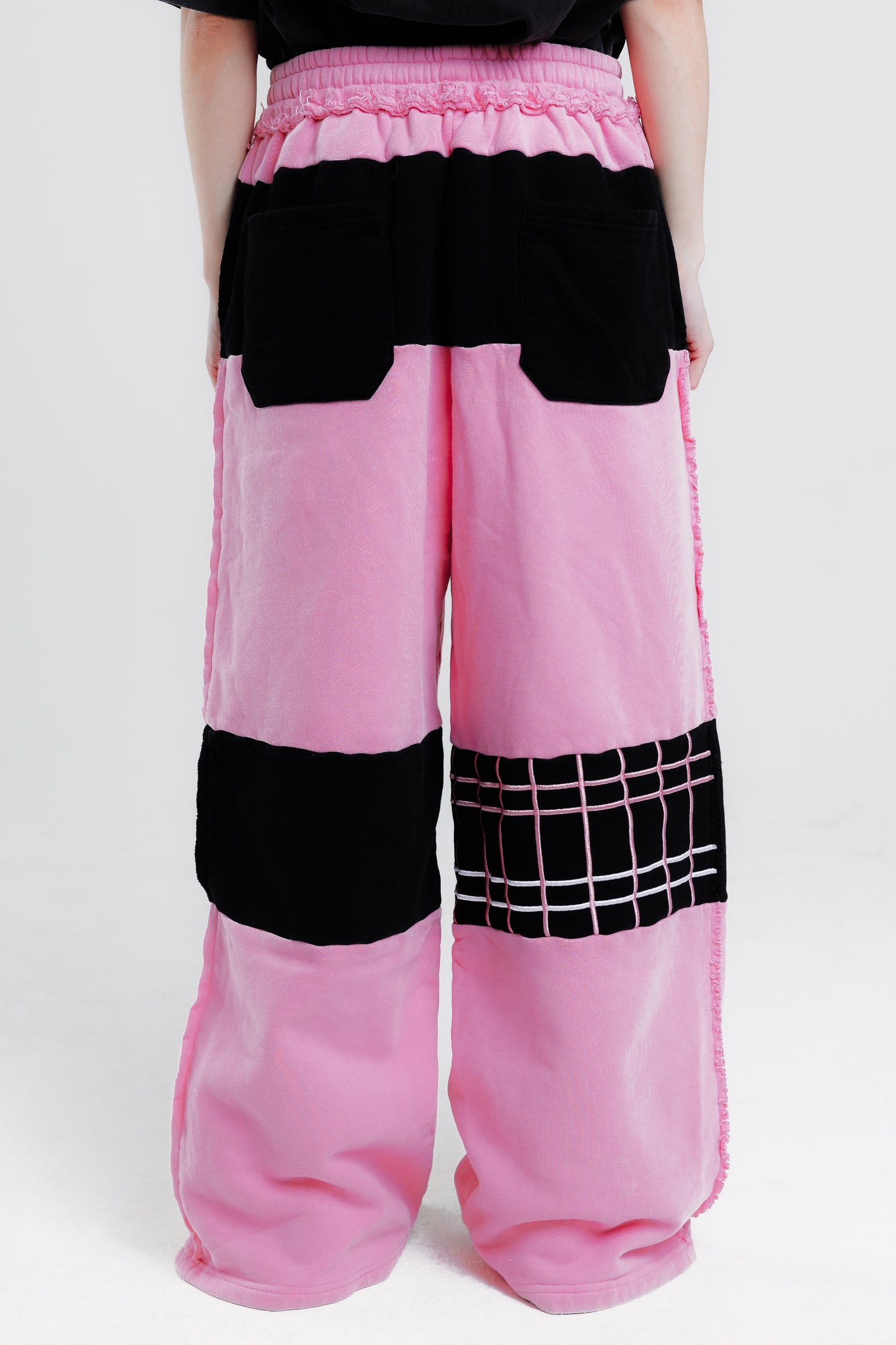 PRINCESS OF HEART SWEATS