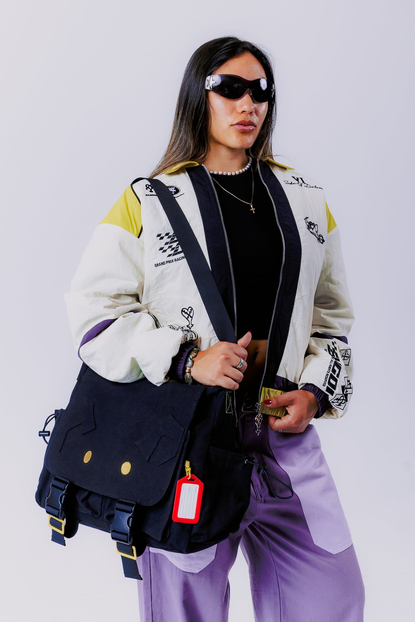 HEARTLESS MESSENGER BAG [PREORDER]
