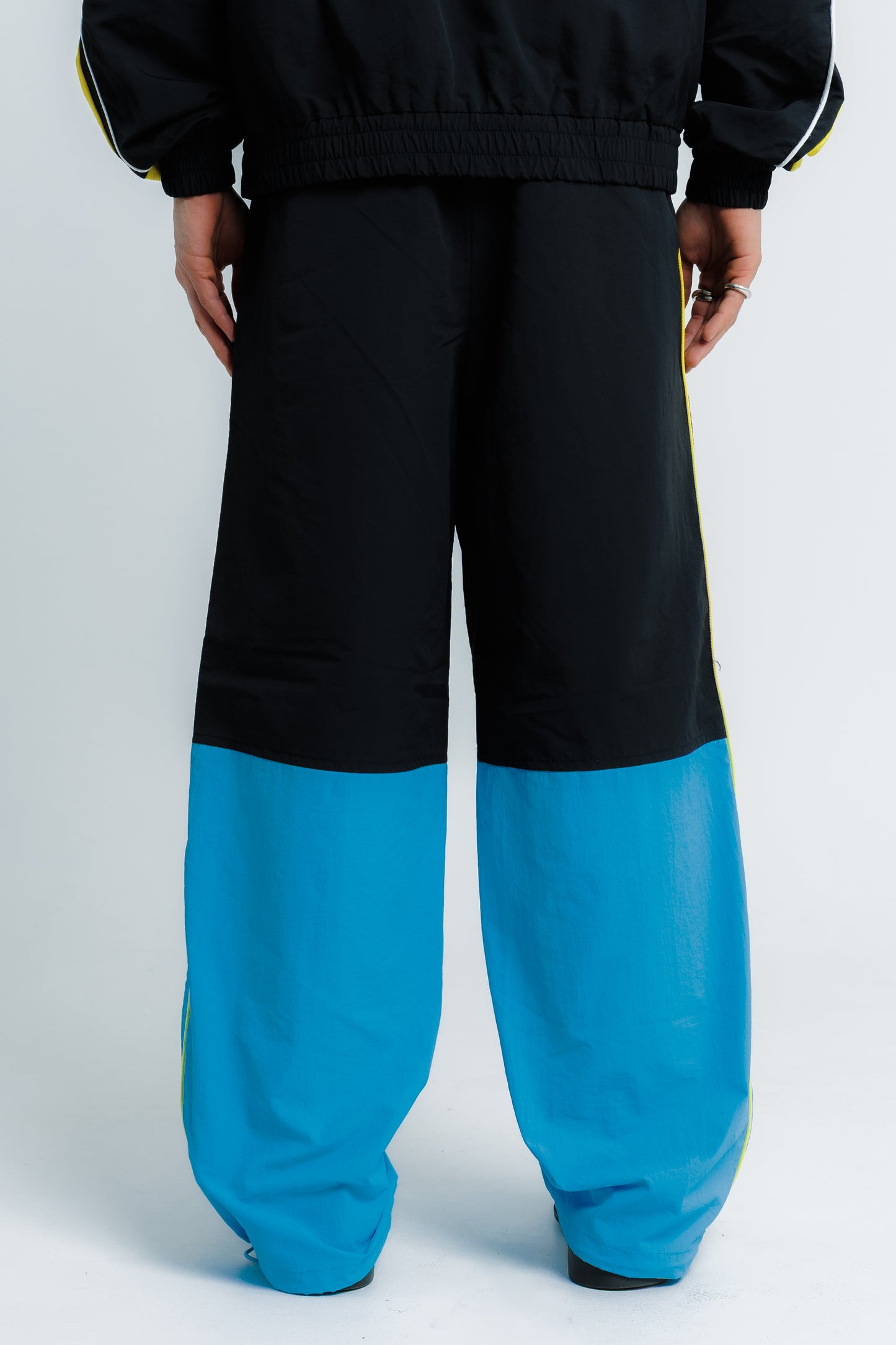 [PREORDER] INV TRACK SWEATS