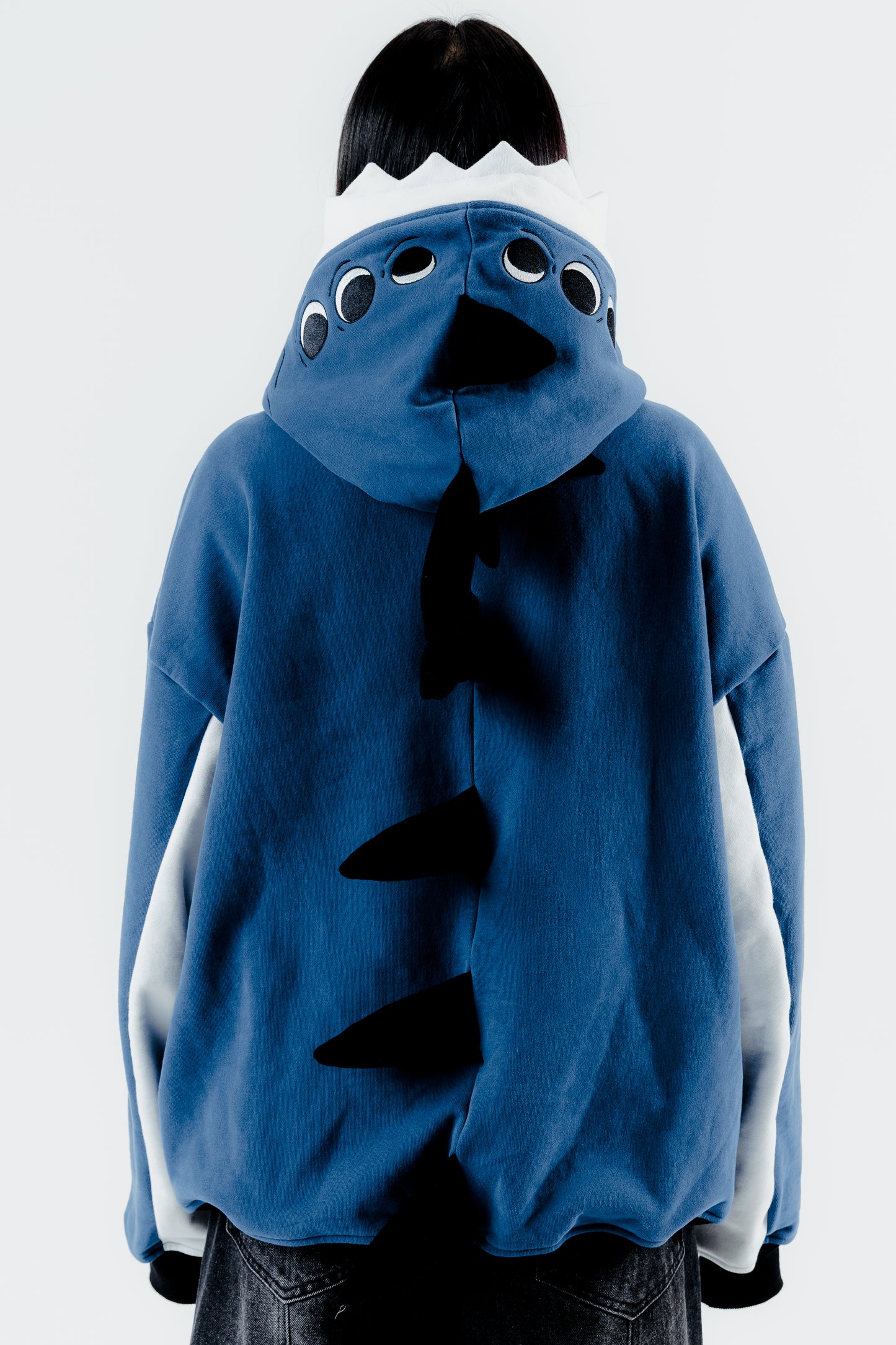 SHARK FIEND ZIP UP