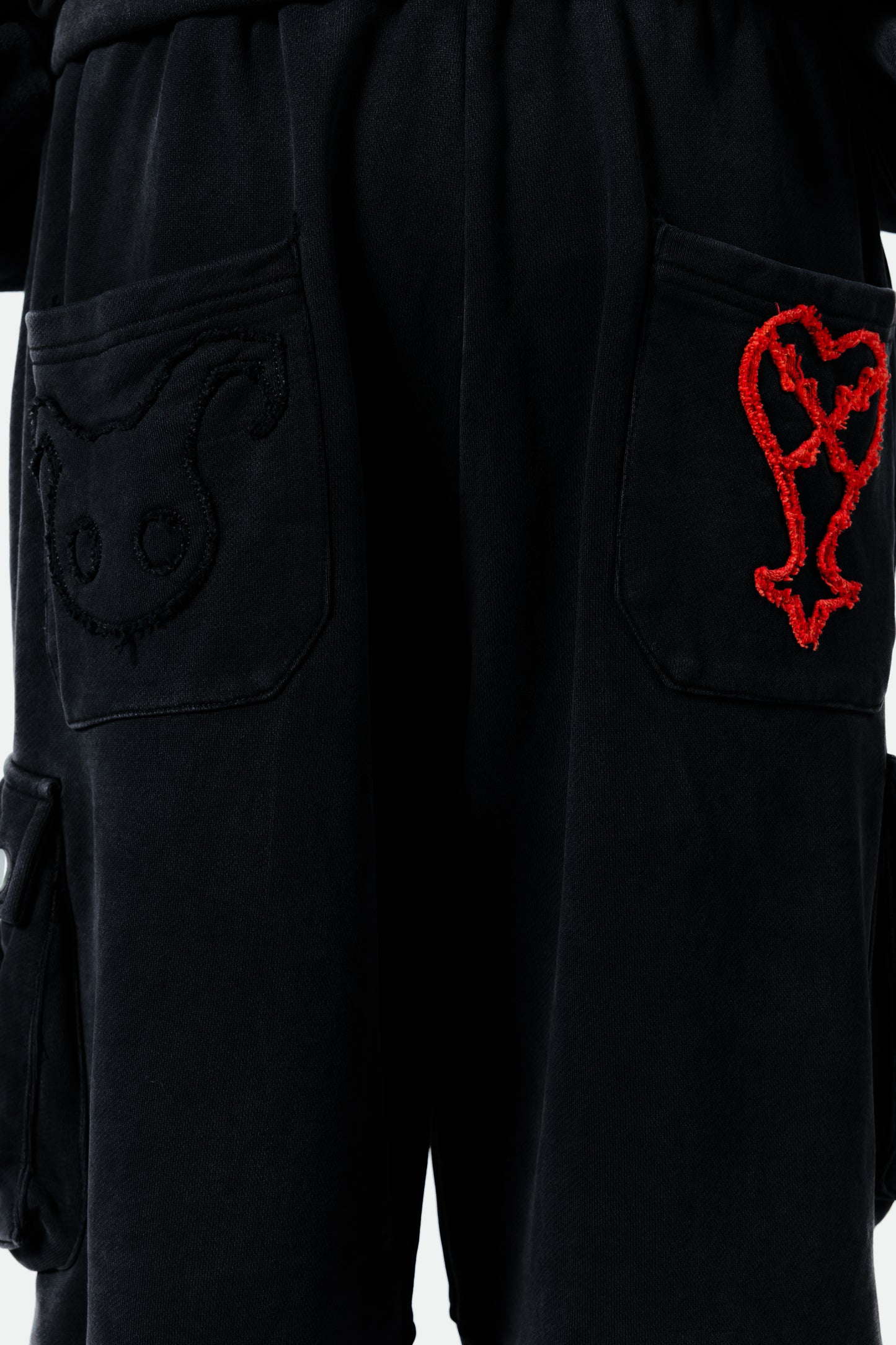 HEARTLESS SWEATS
