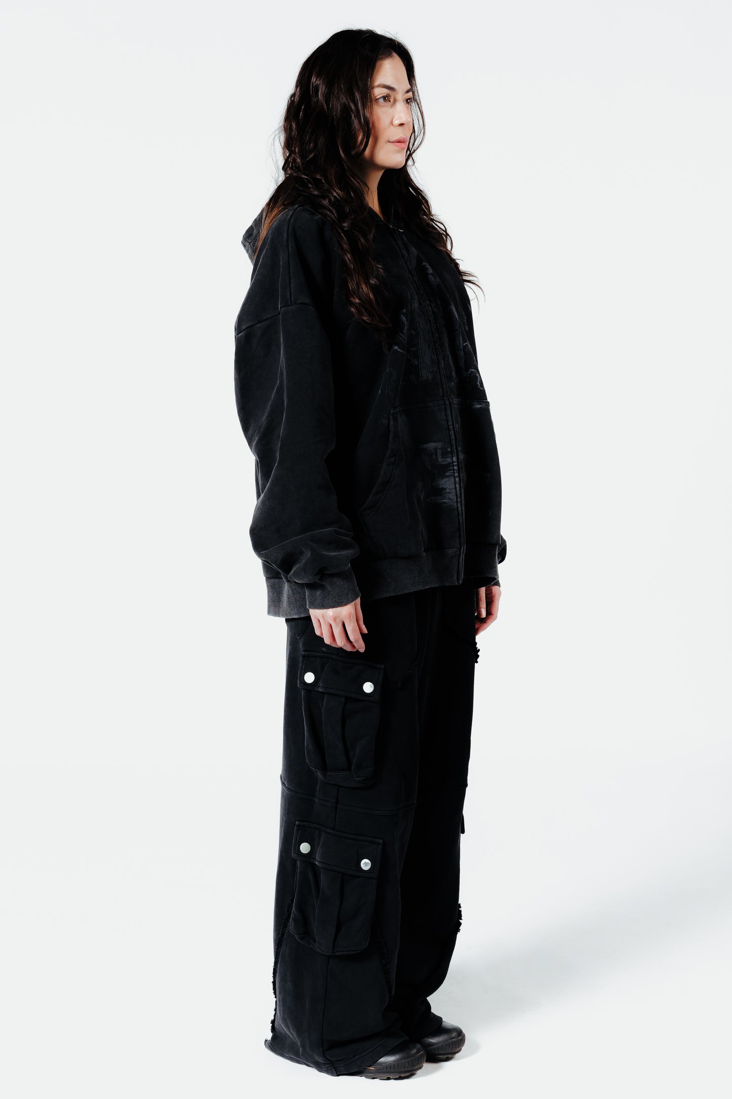 HB CASTLE ZIP UP