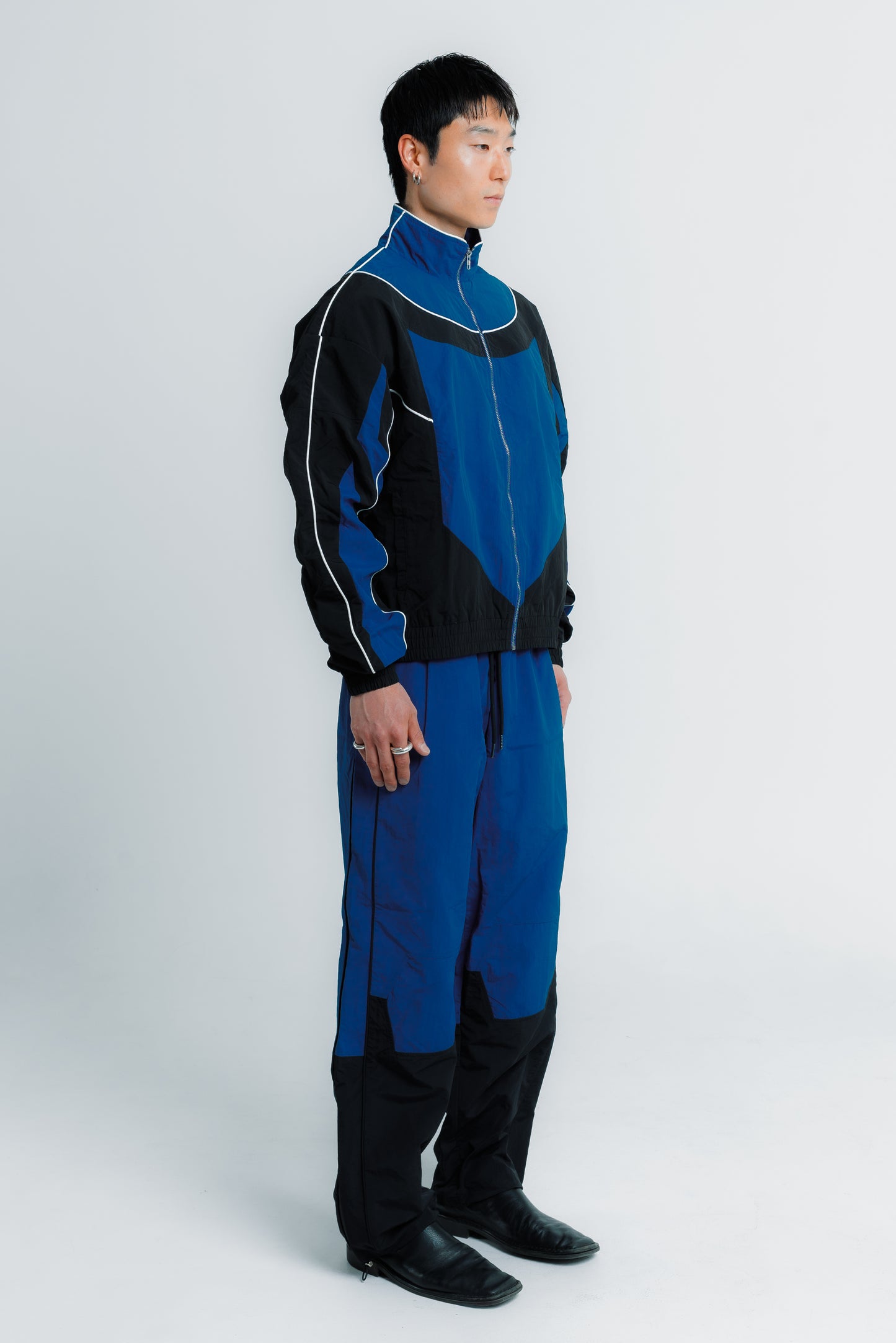[PREORDER] INV TRACK JACKET (BLUE)