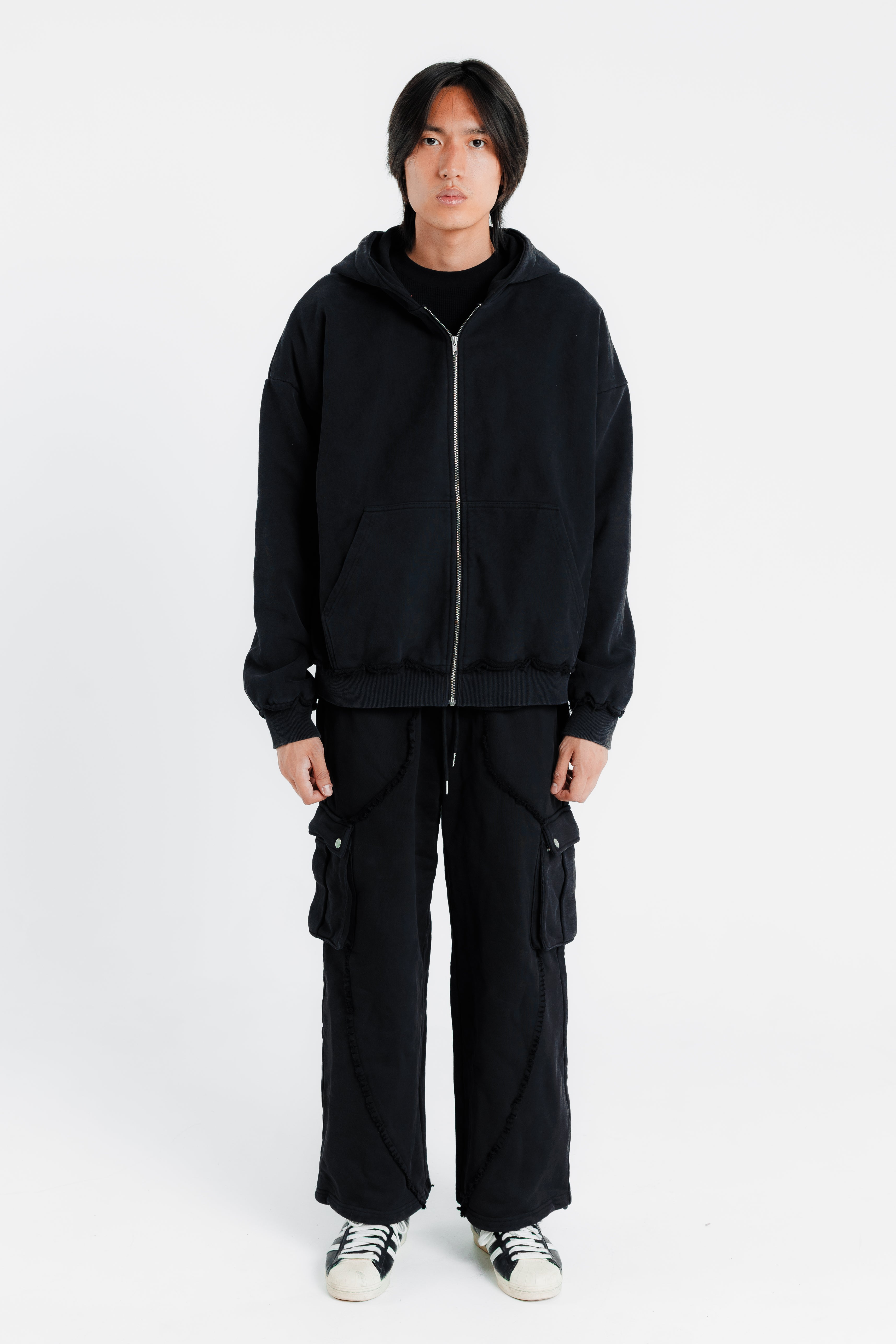 PREORDER] HEARTLESS ZIP UP – Sugoi