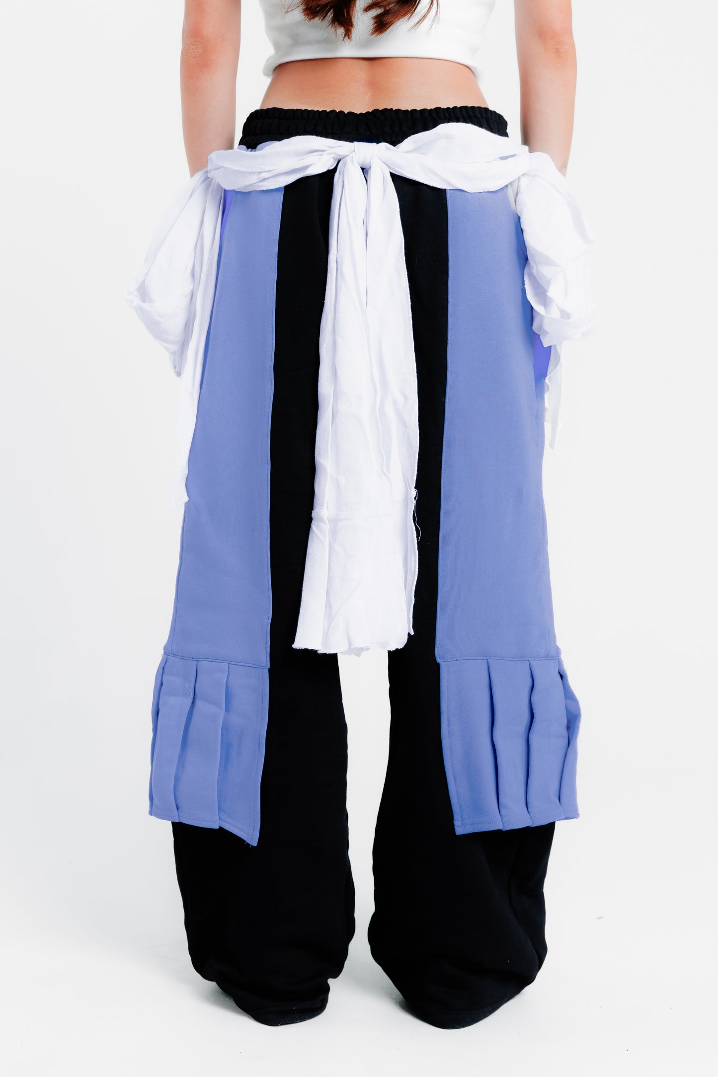 KEY MASTER SWEATS