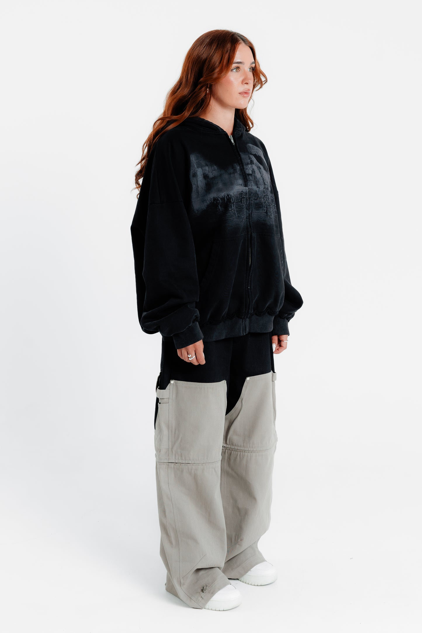 KEY GRAVEYARD ZIP UP