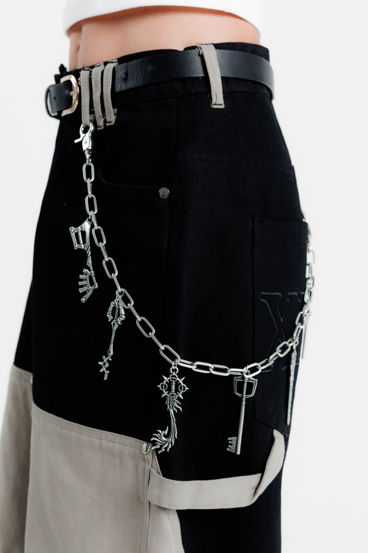 7 KEYS WALLET CHAIN