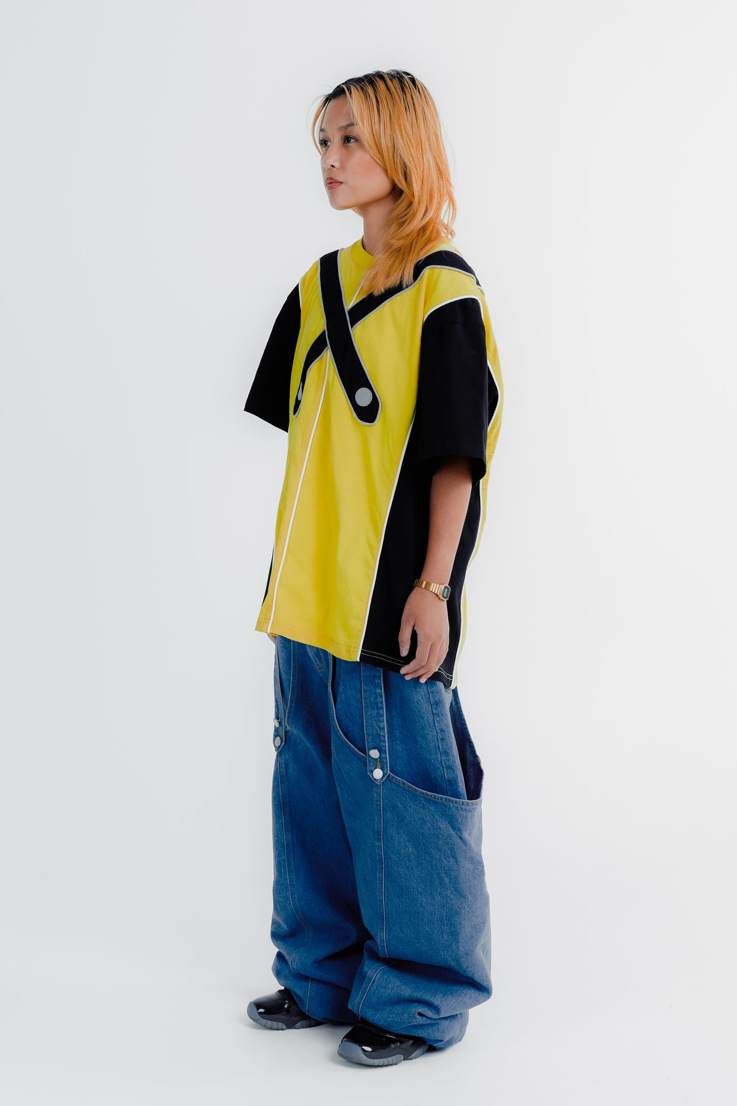 SEEKER OF DARKNESS TEE (yellow)
