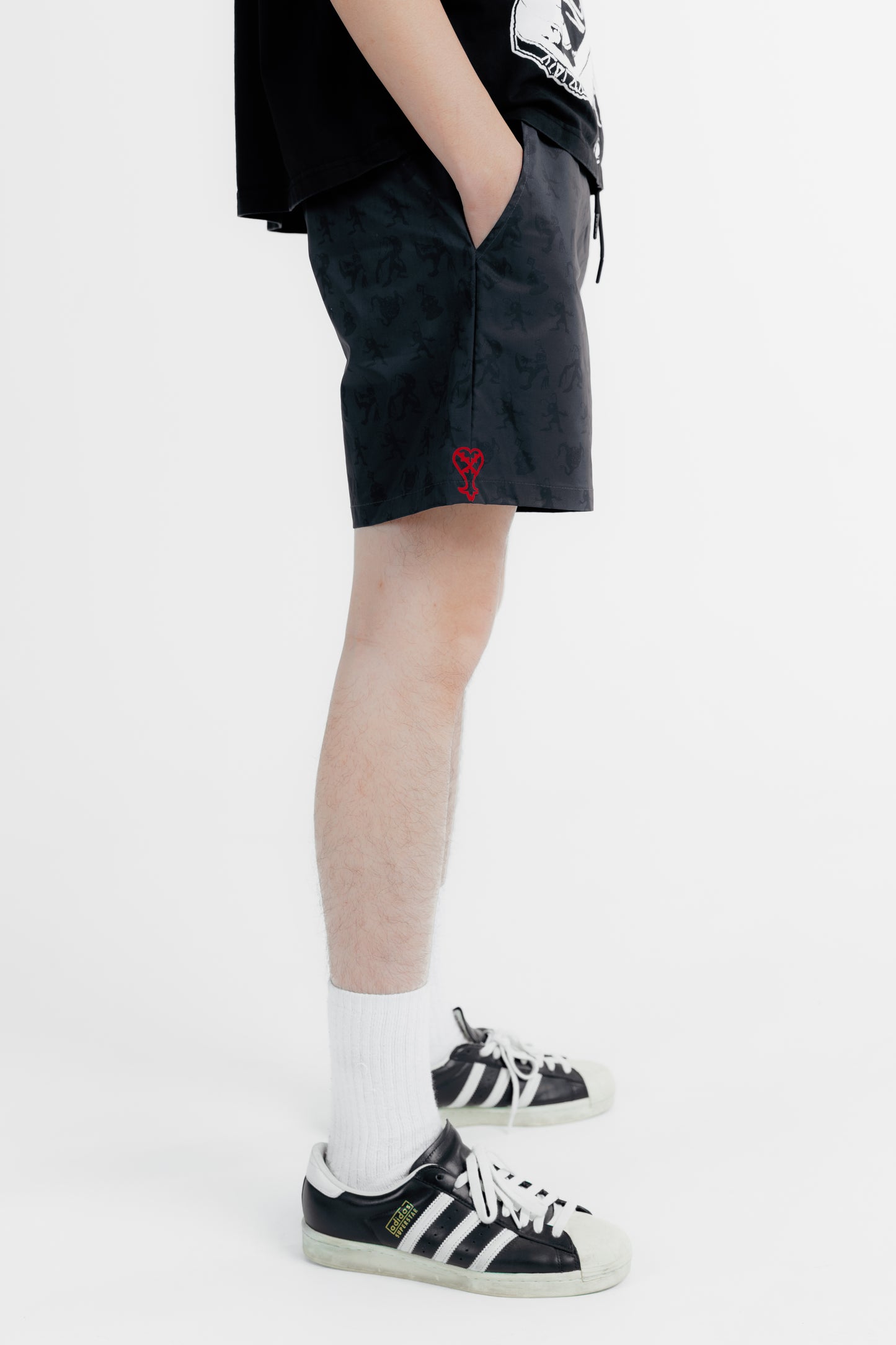 HEARTLESS SHORTS