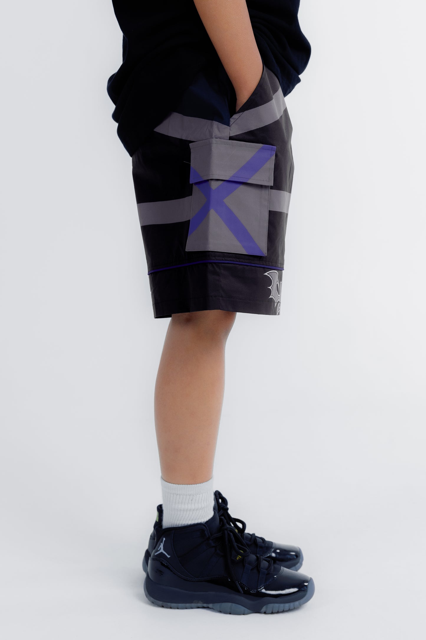 ANTI FORM SHORTS